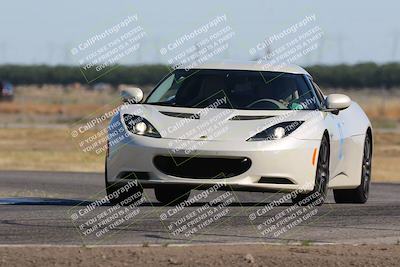 media/May-11-2024-Lotus Club of SoCal (Sat) [[dbcd79269c]]/Intermediate/Session 1 (Sweeper)/